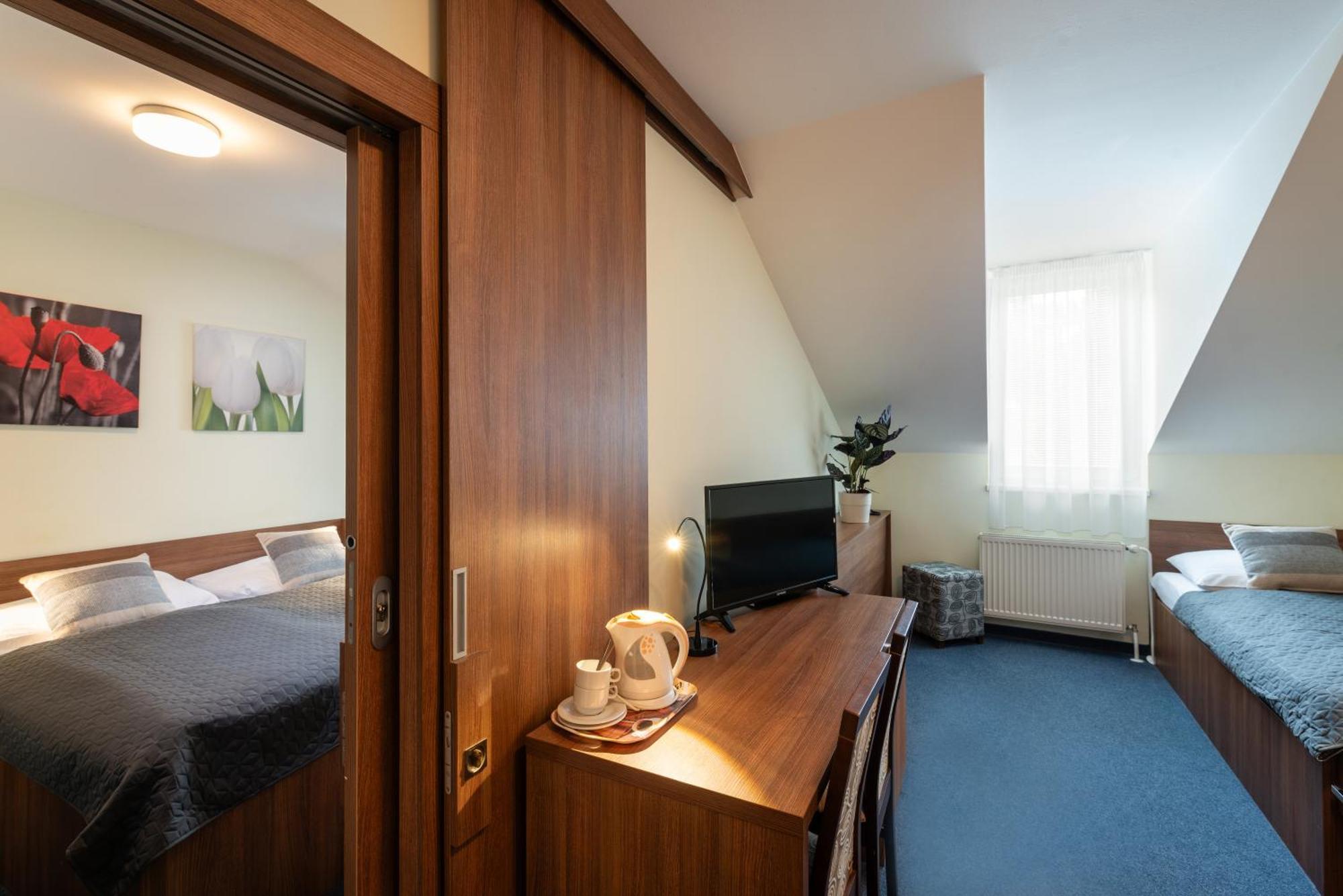 Horsky Hotel Remata Raztocno Buitenkant foto